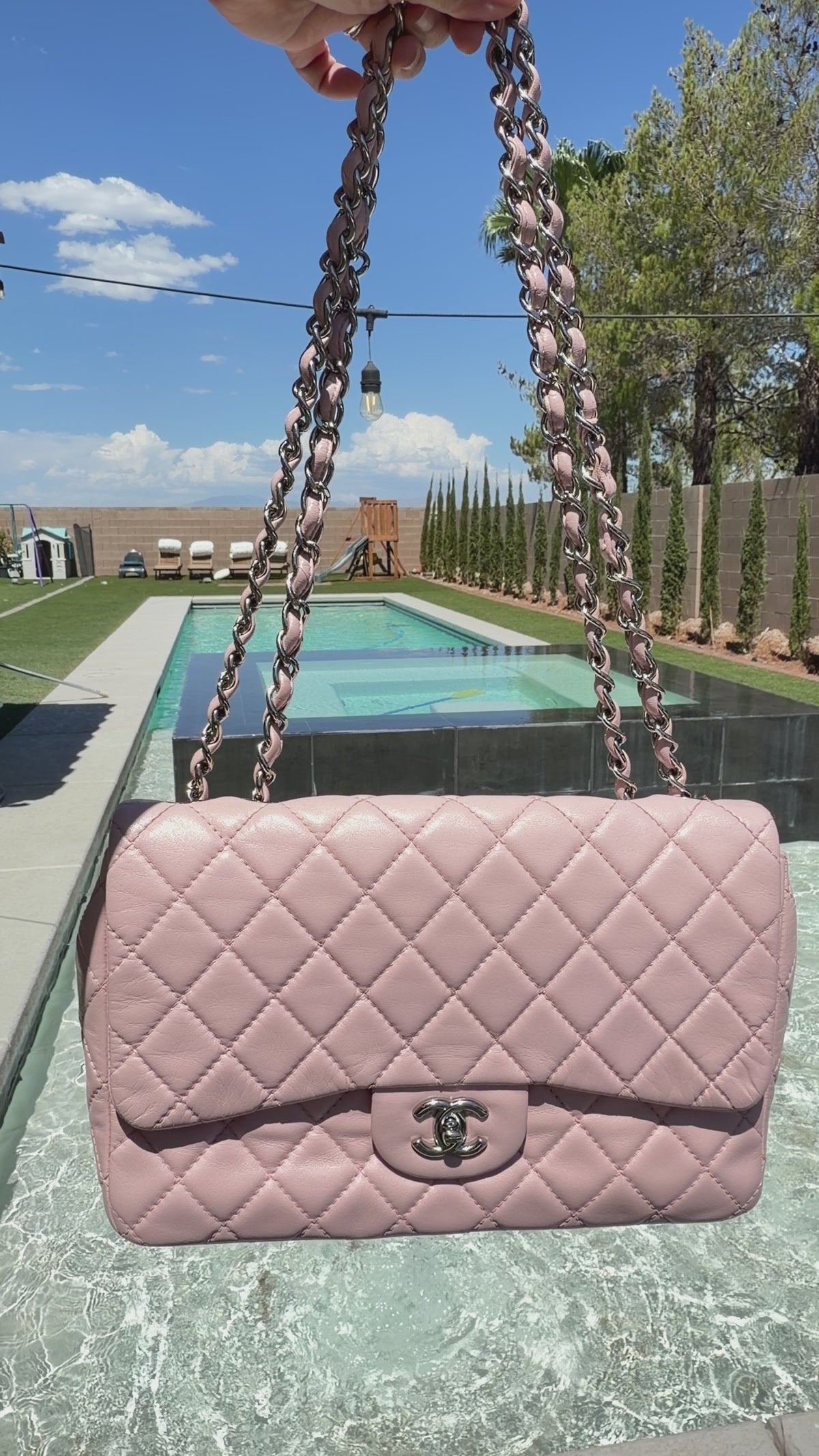 Chanel classic flap jumbo